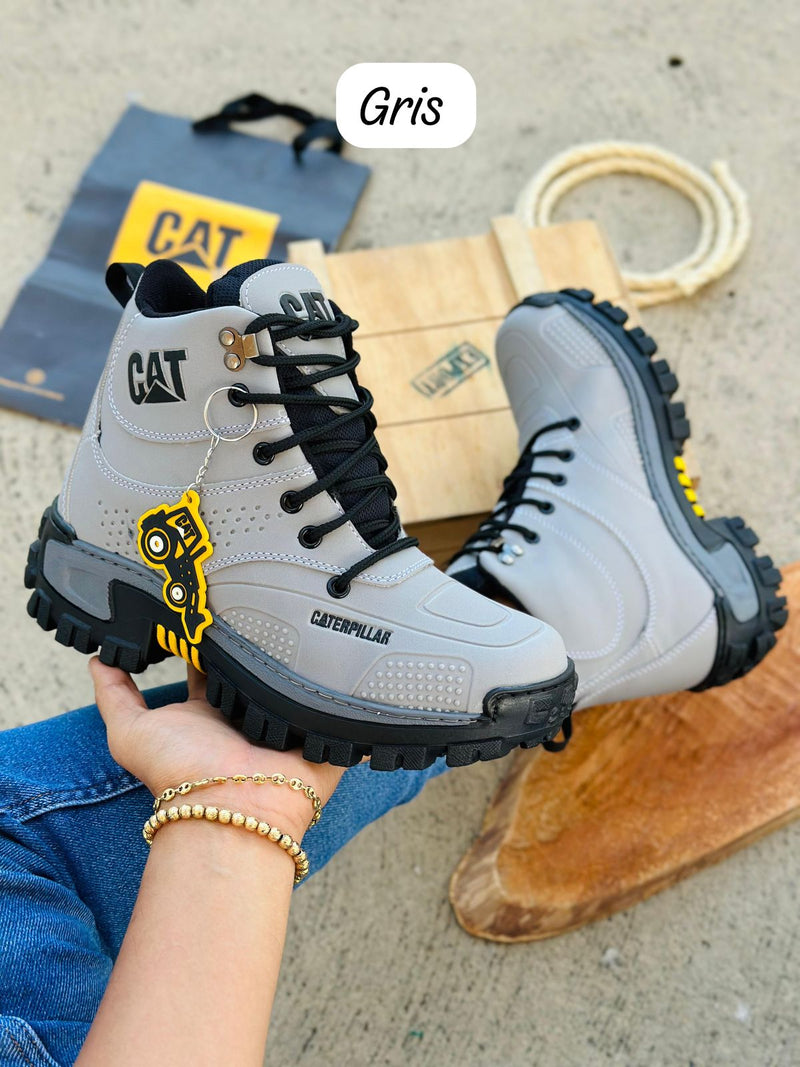 Botas Cat suela alta calidad extrema